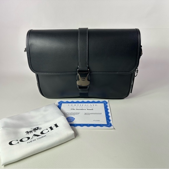 Coach Other - NWT Men’s Coach League Black Glovetanned Leather Messenger Bag